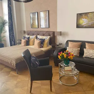 Boutique Mittendrin Aparthotel Berlin